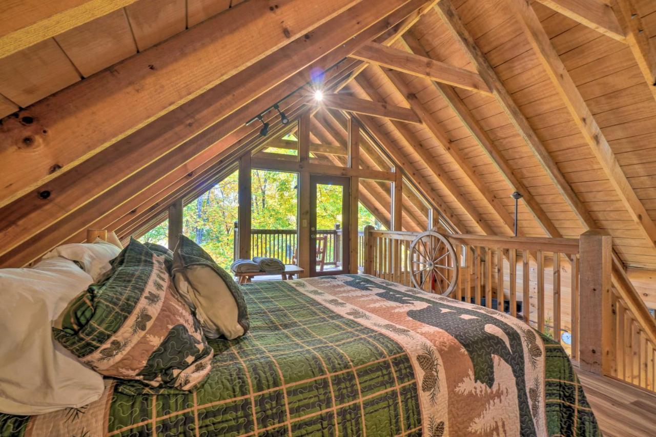 Sevierville Sanctuary Hot Tub, Pool Table And Deck! Esterno foto