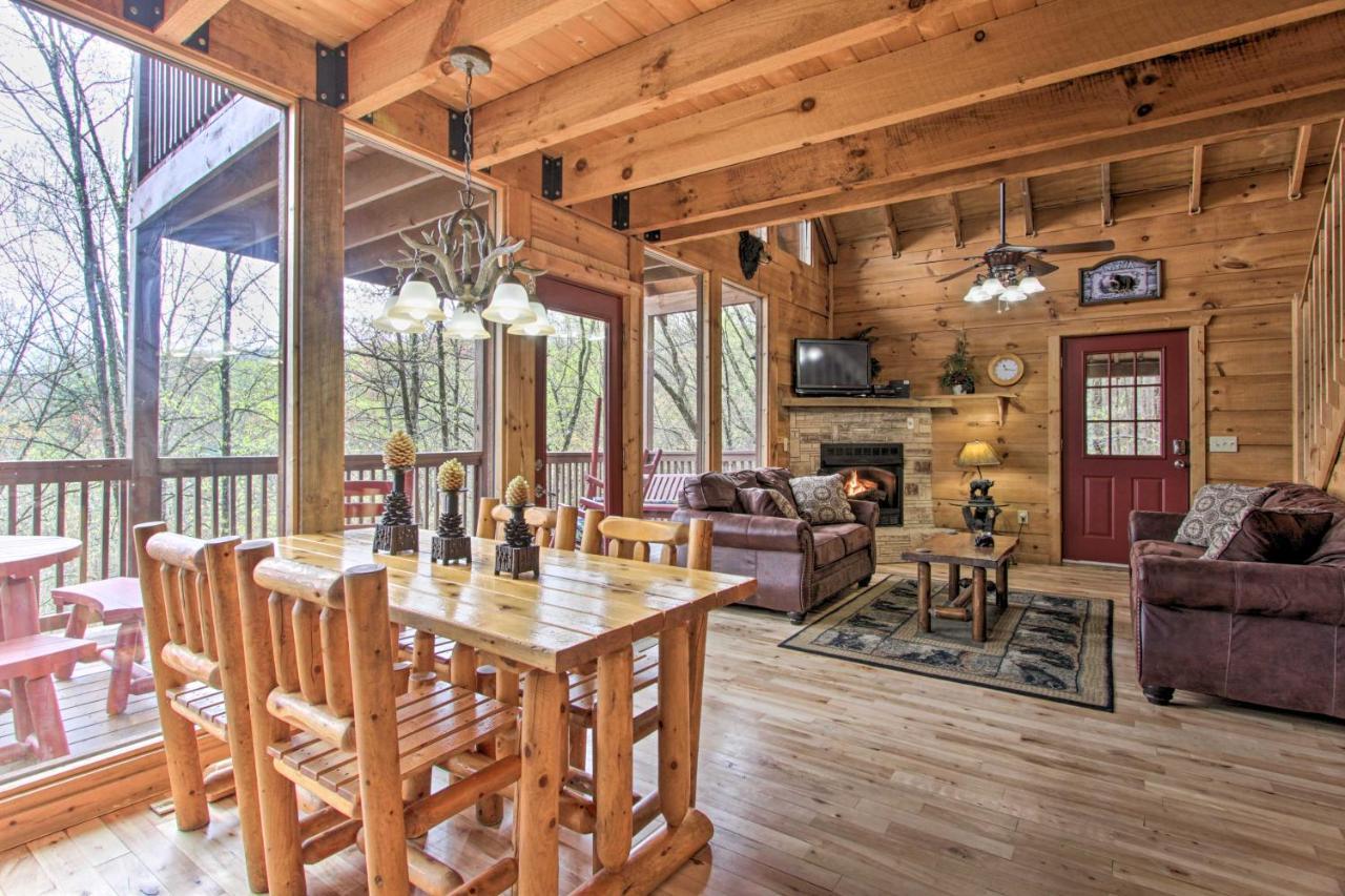 Sevierville Sanctuary Hot Tub, Pool Table And Deck! Esterno foto